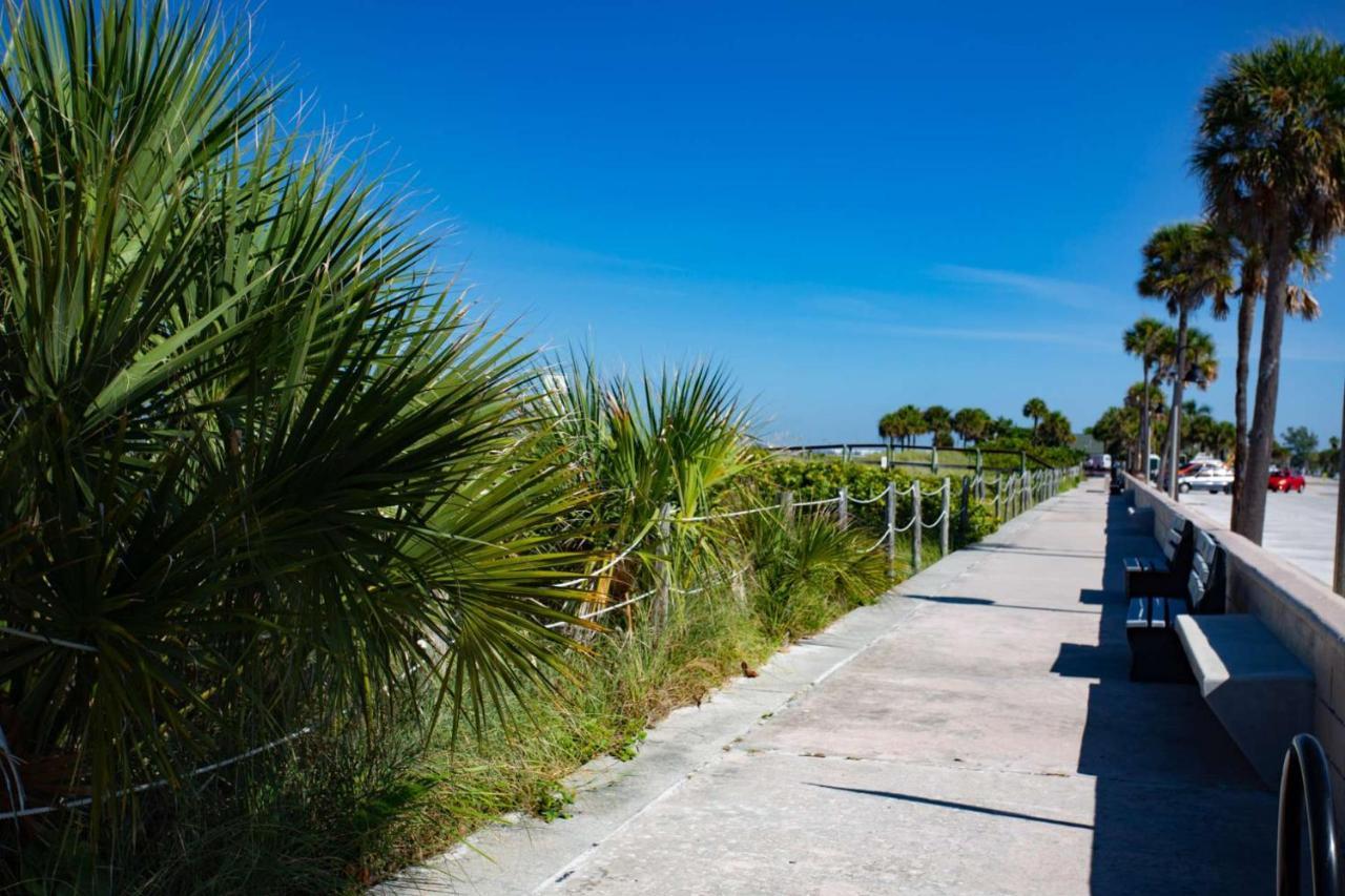 1 - Beach Club At Pass-A-Grille Villa St. Pete Beach Exterior photo